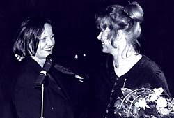 Andrea Kunsemller und Liv Ullmann