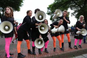 The Summit - Performing G20, Photo 1