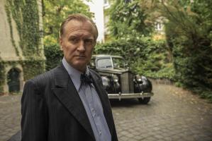 The Good Traitor, Photo 3