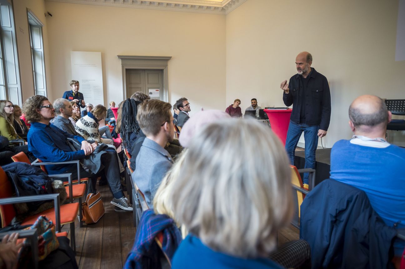 Masterclass: Between Art and Politics: The Documentary Film in a Field of Tension Masterclass: Between Art and Politics: The Documentary Film in a Field of Tension