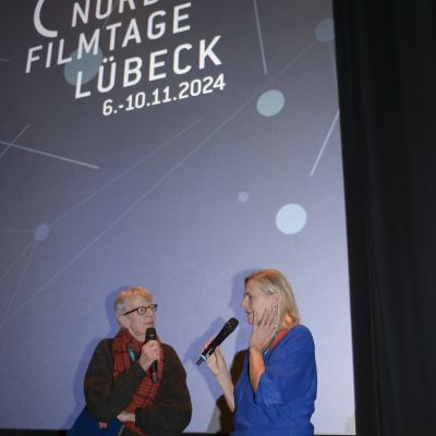 Erhard Bultze (Moderator), Marie Schmidt Olesen (Produktion)