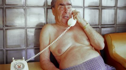 HKI_EFFECT_BREZHNEV ON THE PHONE@Vladimir Musaelyan