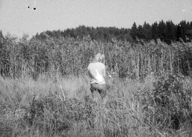 Person in einem Feld