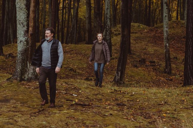 Maria und Magnus im Wald