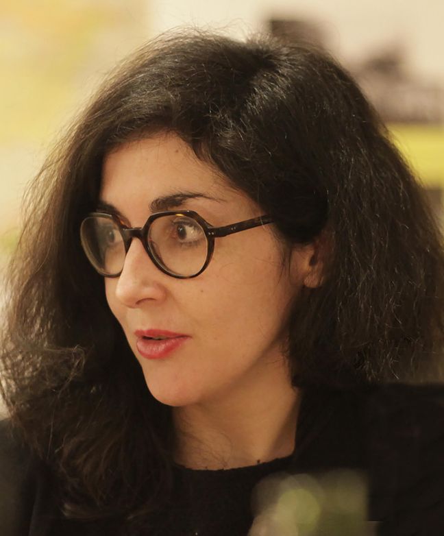 Caroline Attia Larivière (Regie Kapitel 1)